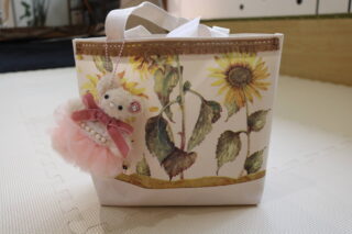 キラ・サークル【お花でトートバッグをデコパージュ&モフモフくまちゃんストラップ】